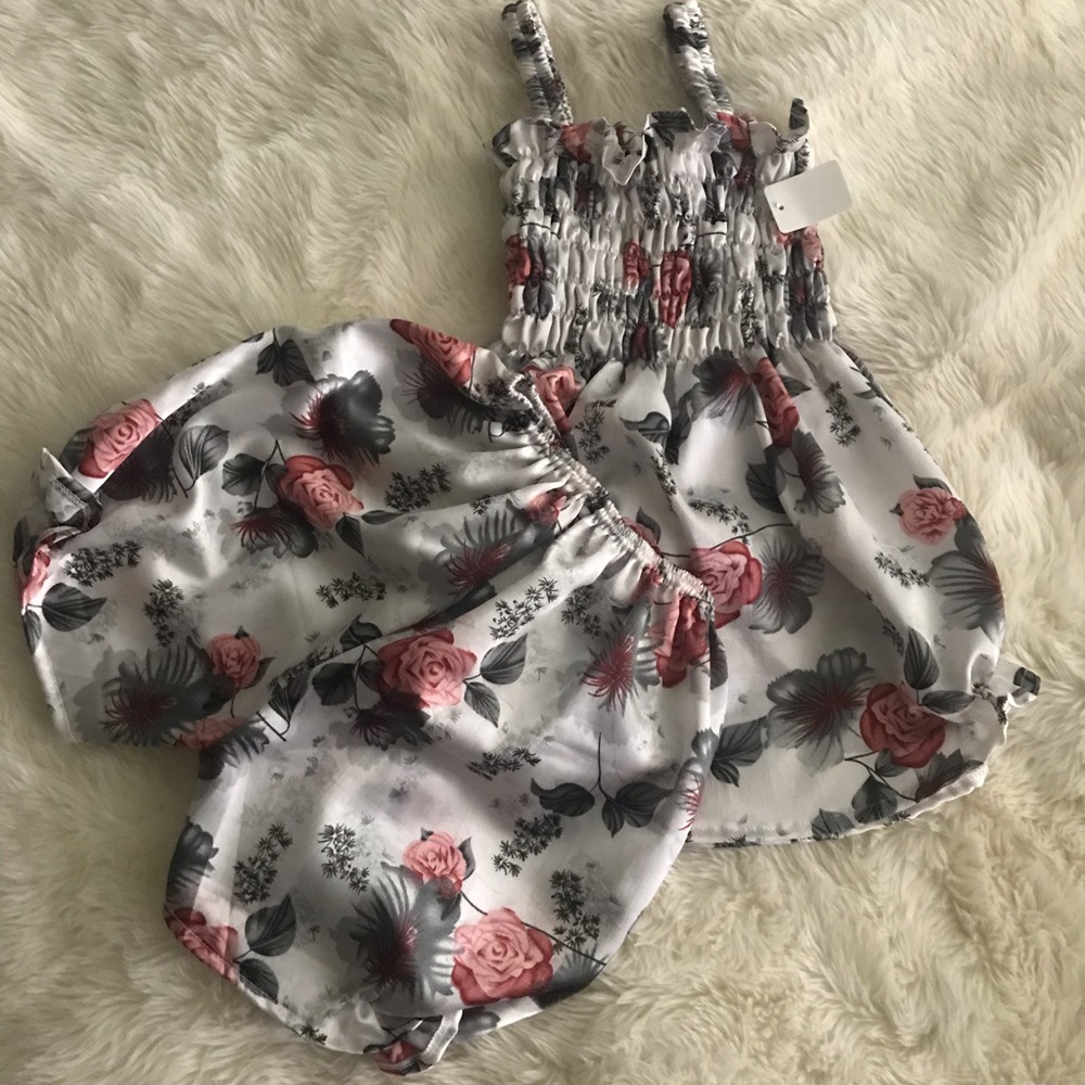 2 sets of boutique dress and bottoms